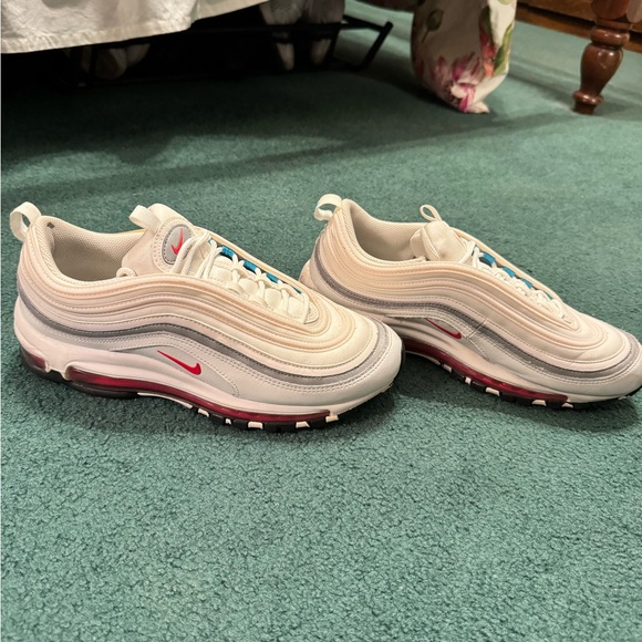 Womens Nike Air Max 97 Sneakers - Picture 2 of 4